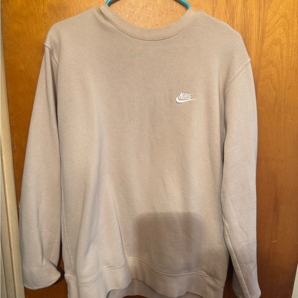 Nike club crew neck